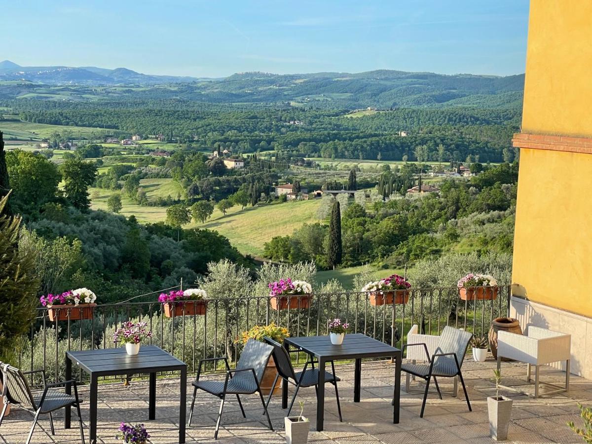 Resort Panoramico Canale Suite - Private Parking - Natural Park 西纳伦加 外观 照片